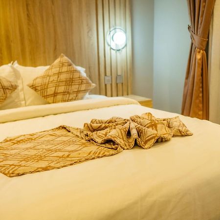 Ojaja Suites By Perennia Акуре Экстерьер фото